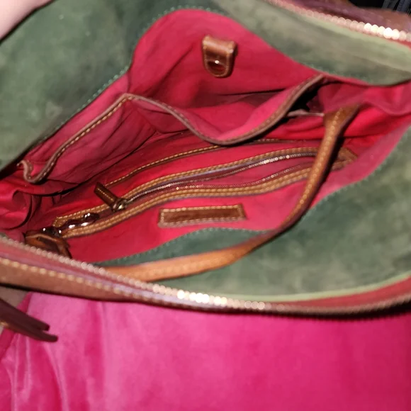 Dooney & Bourke Florentine Leather Tassel Medium Zip Hobo Handbag *callouts* - Picture 7 of 17